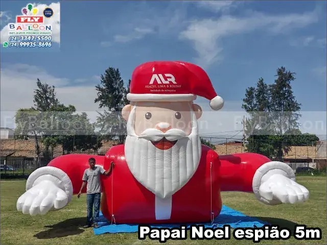 Papai Noel inflável gigante ALR Sociedade de Advogados